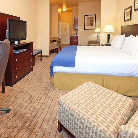 Holiday Inn Express Hotel & Suites Marshall By Ihg Bilik gambar