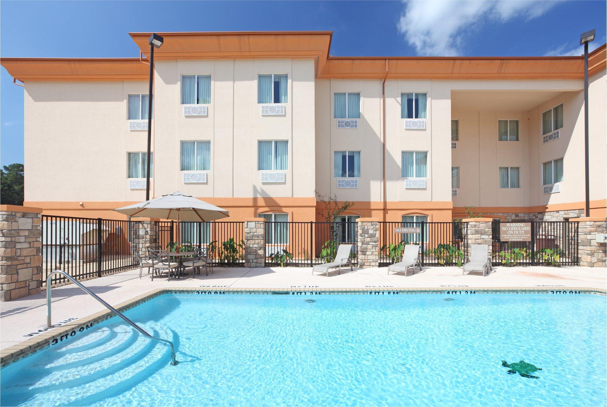 Holiday Inn Express Hotel & Suites Marshall By Ihg Luaran gambar