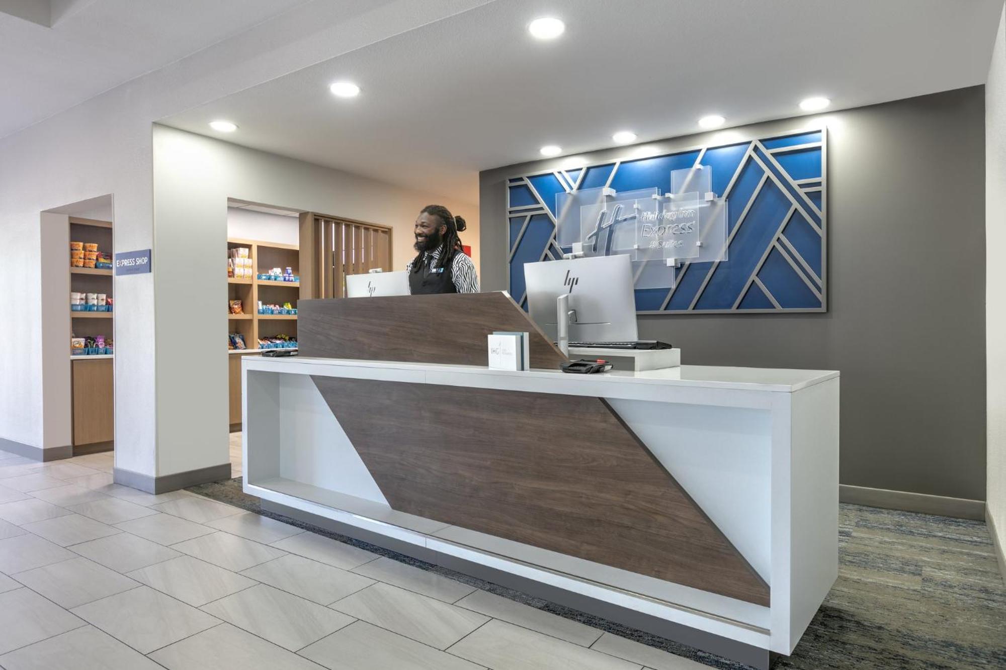 Holiday Inn Express Hotel & Suites Marshall By Ihg Luaran gambar