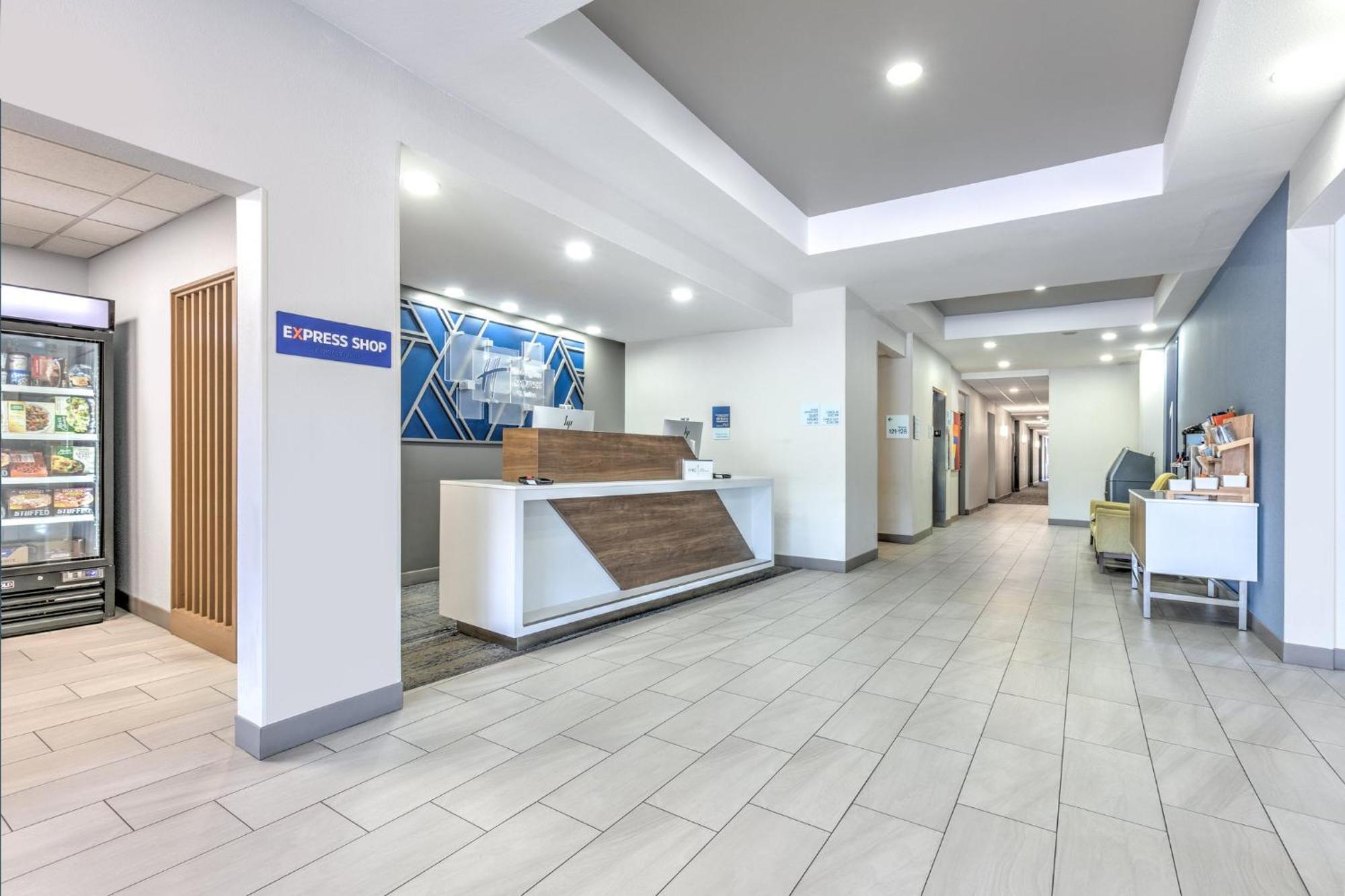Holiday Inn Express Hotel & Suites Marshall By Ihg Luaran gambar